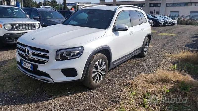 Usata Mercedes GLB200 Business 150 CV (110 kW) 2022 Bianco SUV