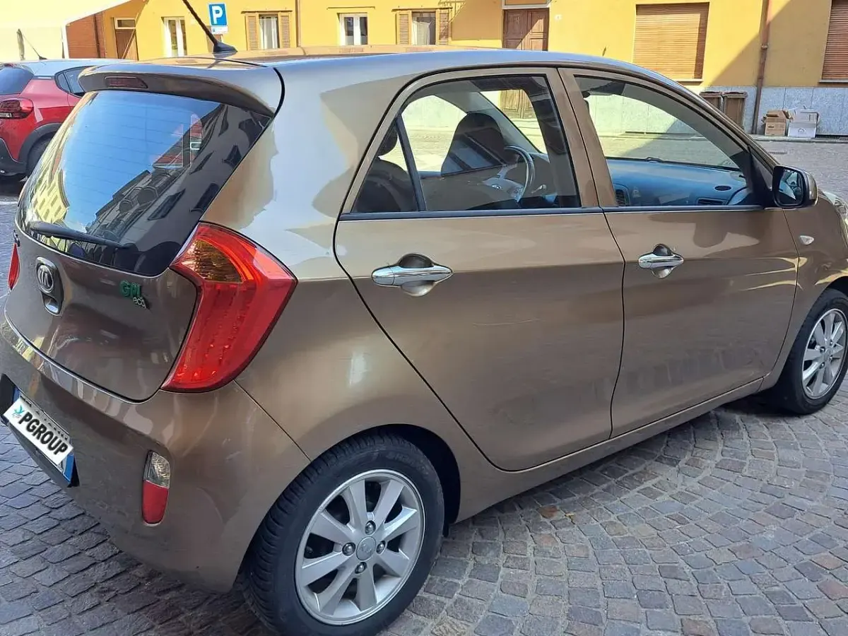Usata Kia Picanto 68 CV (50 kW) 2014 Bronzo Utilitaria