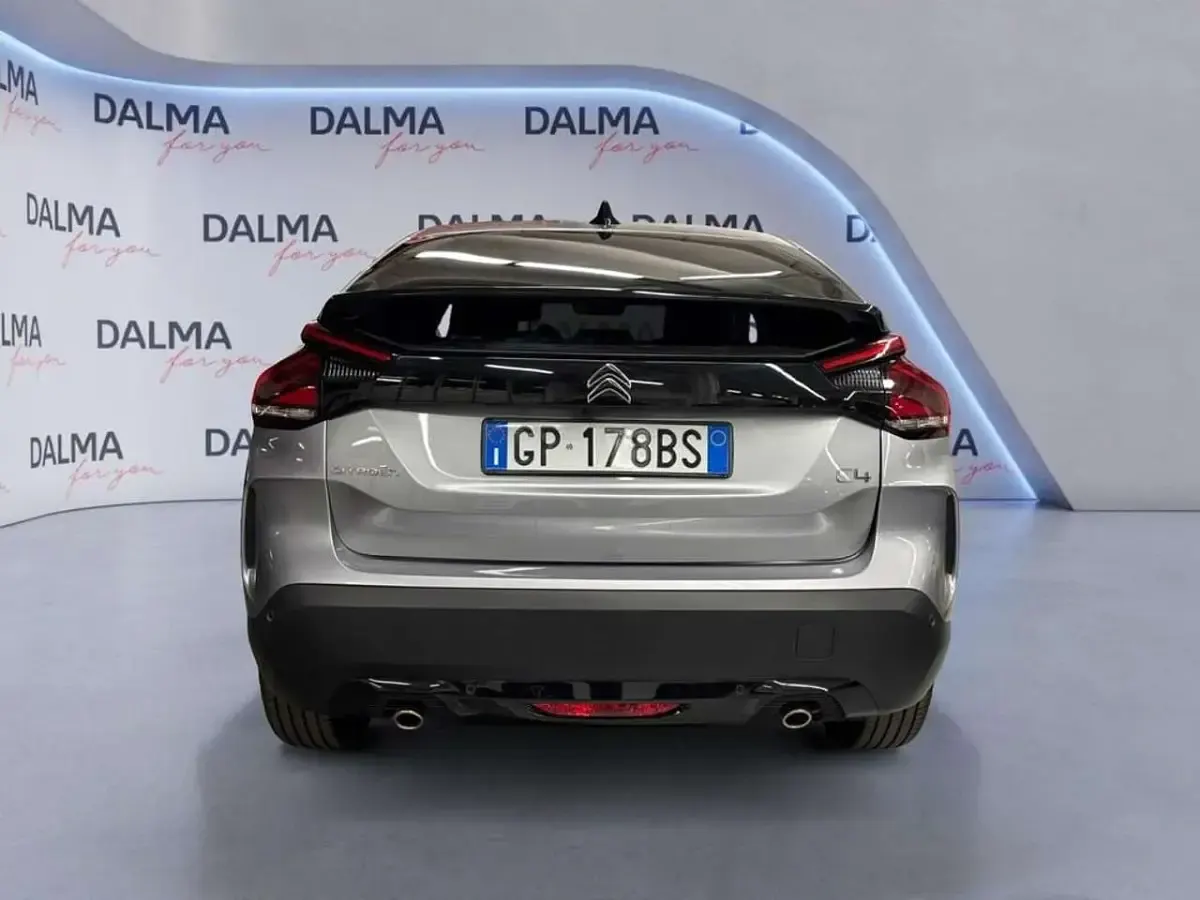 Usata Citroën C4 PureTech 131 CV (96 kW) 2023 Grigio artense SUV