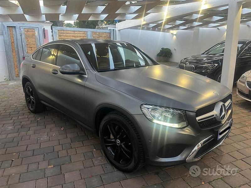 Usata Mercedes GLC250 204 CV (150 kW) 2019 Grigio Coupé