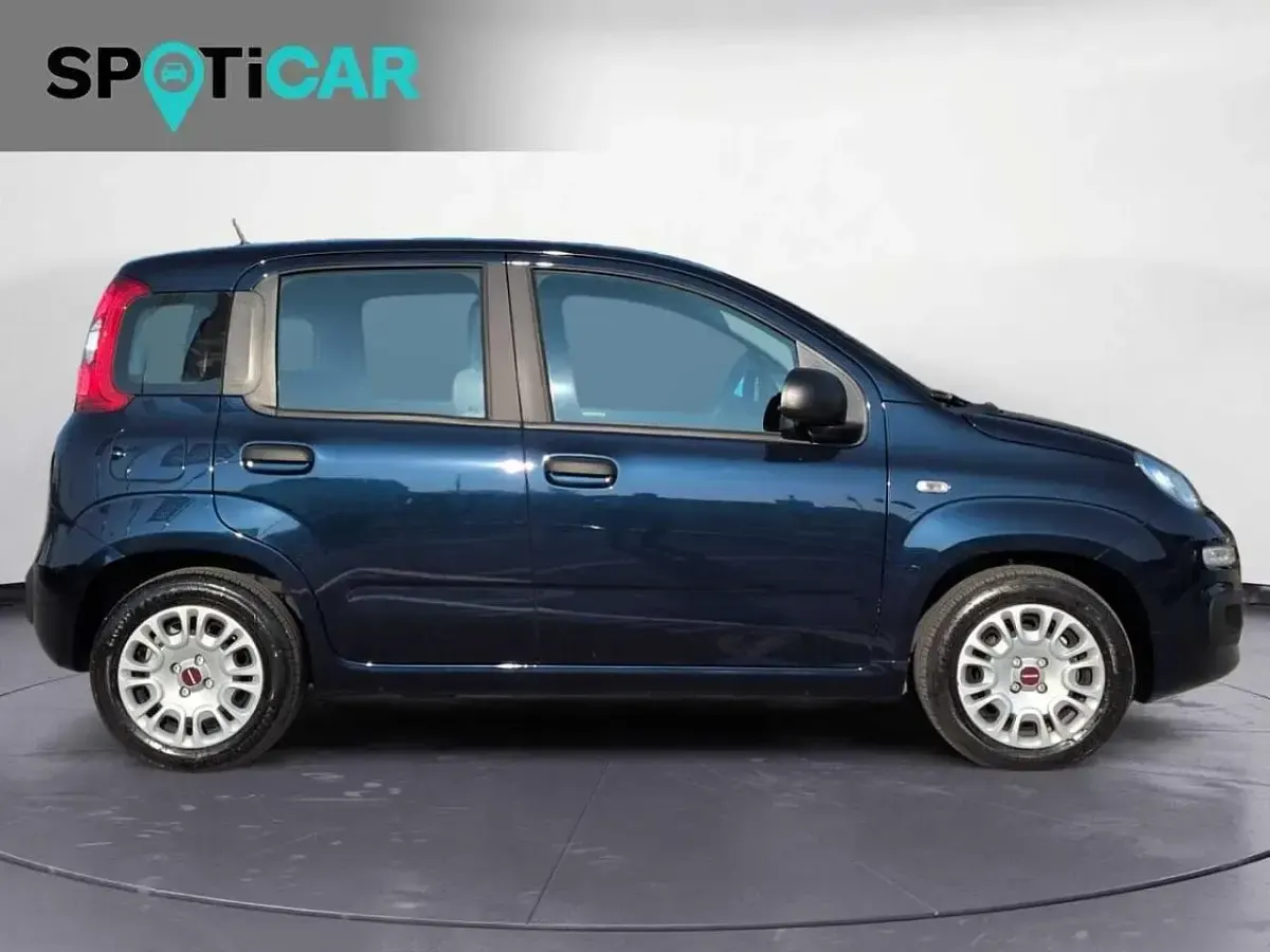 Usata Fiat Panda Easy 70 CV (51 kW) 2020 Blu Utilitaria