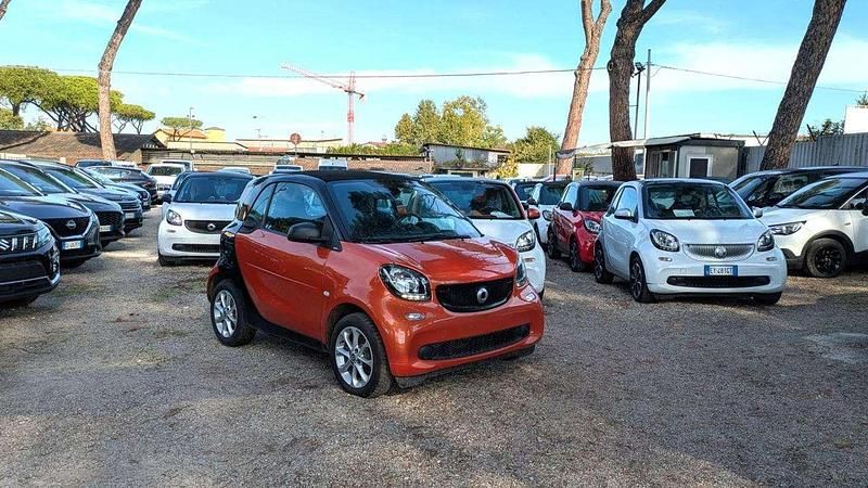 Arancione Usata 2019 Smart ForTwo Coupé Passion Due volumi | 10.800 € (Ottimo prezzo) - Immagine 1/4