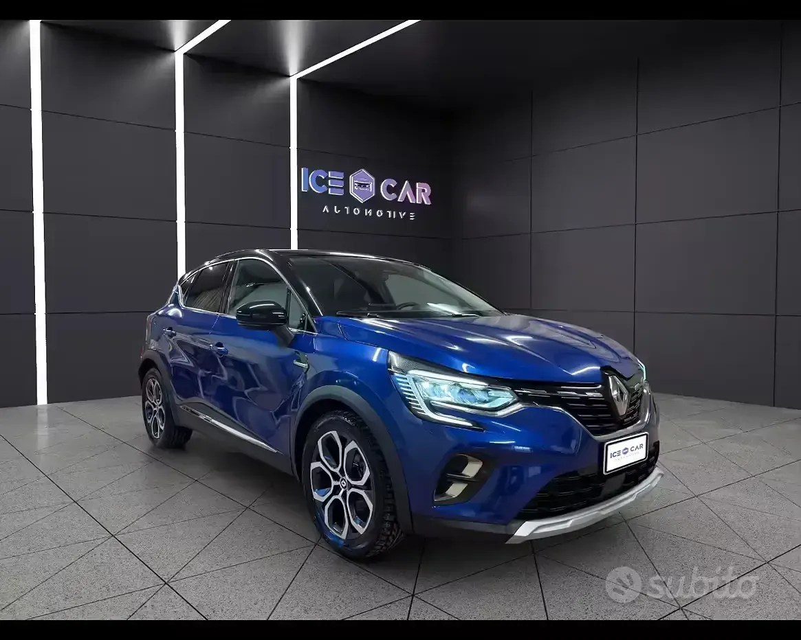 Begagnad Renault Captur Techno 94 HK (69 kW) 2023 Blå SUV