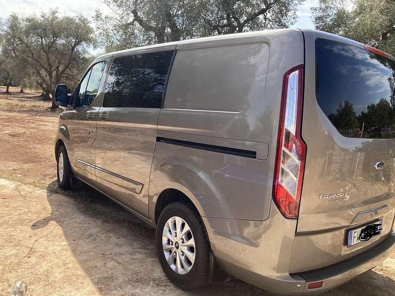 Usata Ford Transit Custom 150 CV (110 kW) 2019 Beige Furgone