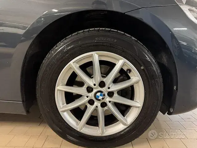 Usata BMW 218 Active Tourer Advantage 150 CV (110 kW) 2016 Blu Monovolume