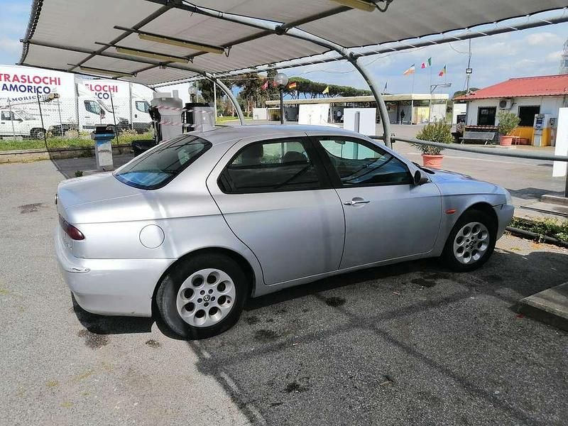 Usata Alfa Romeo 156 144 CV (105 kW) 1999 Grigio Berlina