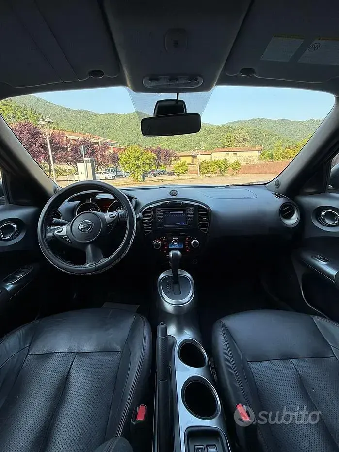 Usata Nissan Juke 117 CV (86 kW) 2010 Grigio SUV