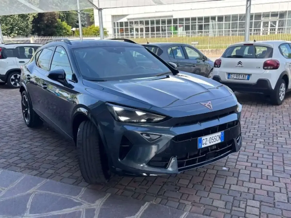 Usata Cupra Formentor 150 CV (110 kW) 2025 Grigio scuro SUV