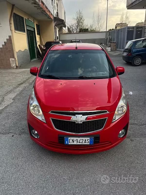 Usata Chevrolet Spark 70 CV (51 kW) 2012 Rosso Utilitaria