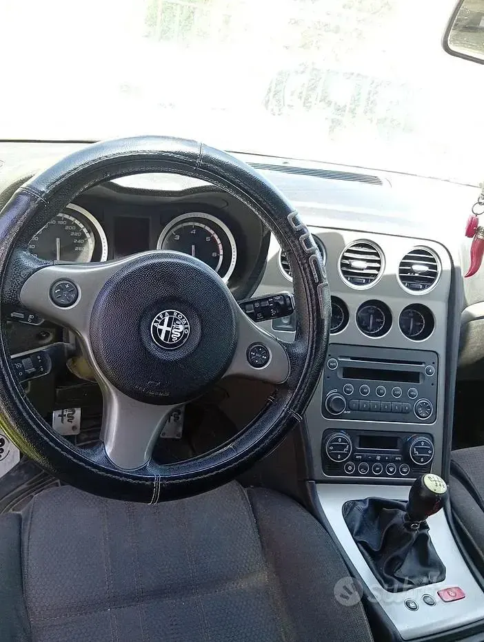 Usata Alfa Romeo 159 150 CV (110 kW) 2010 Nero Station wagon