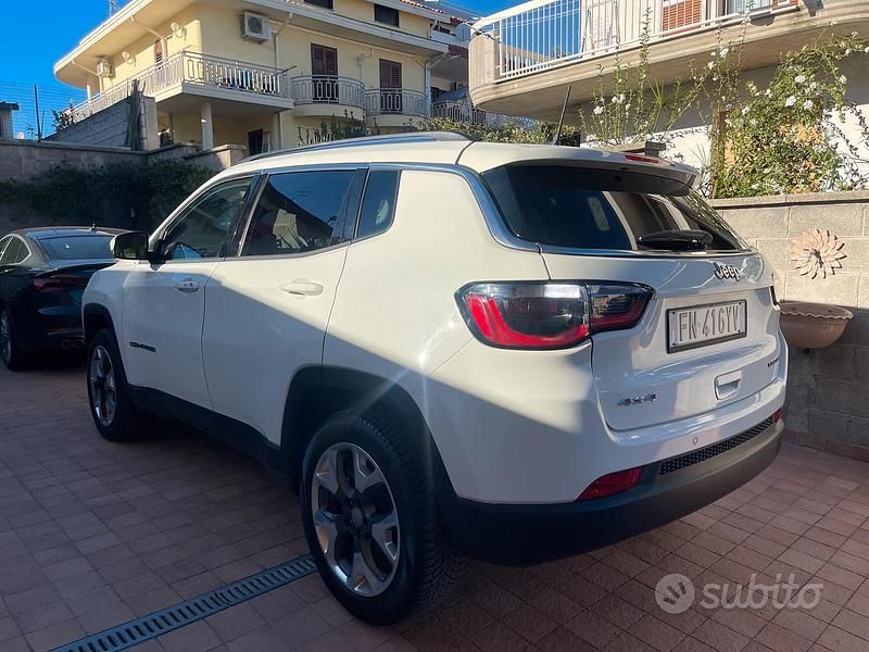 Usata Jeep Compass Limited 140 CV (102 kW) 2018 Bianco SUV