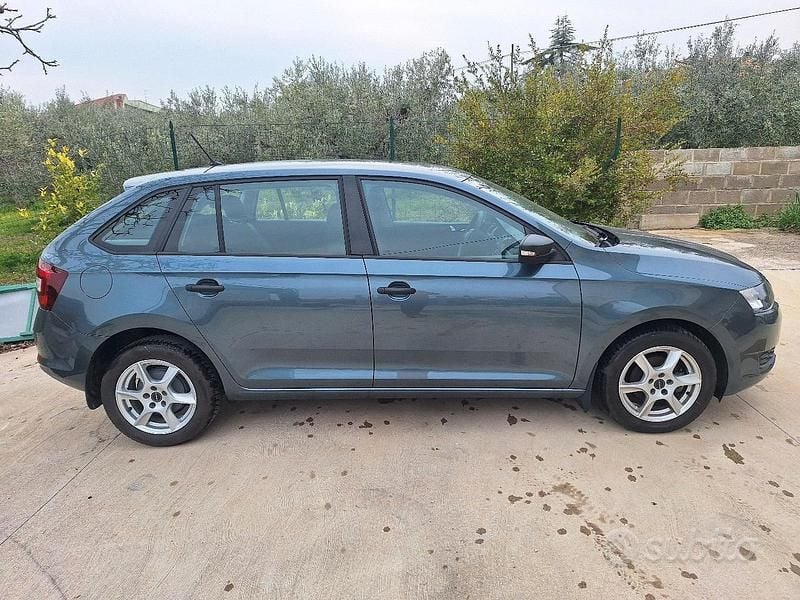 Usata Skoda Rapid 105 CV (77 kW) 2018 Utilitaria
