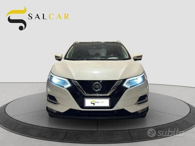 Usata Nissan Qashqai N-Connecta 116 CV (85 kW) 2020 Bianco SUV