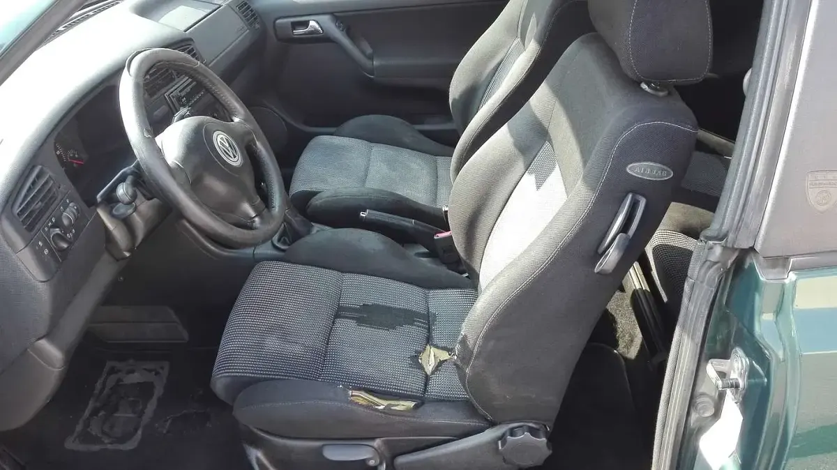 Usata VW Golf Highline 110 CV (80 kW) 1999 Verde Cabrio