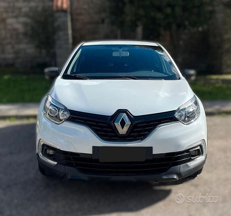 Usata Renault Captur Initiale Paris 110 CV (80 kW) 2018 Bianco SUV