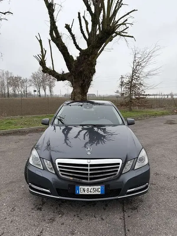 Usata Mercedes E220 Avantgarde 170 CV (125 kW) 2011 Berlina