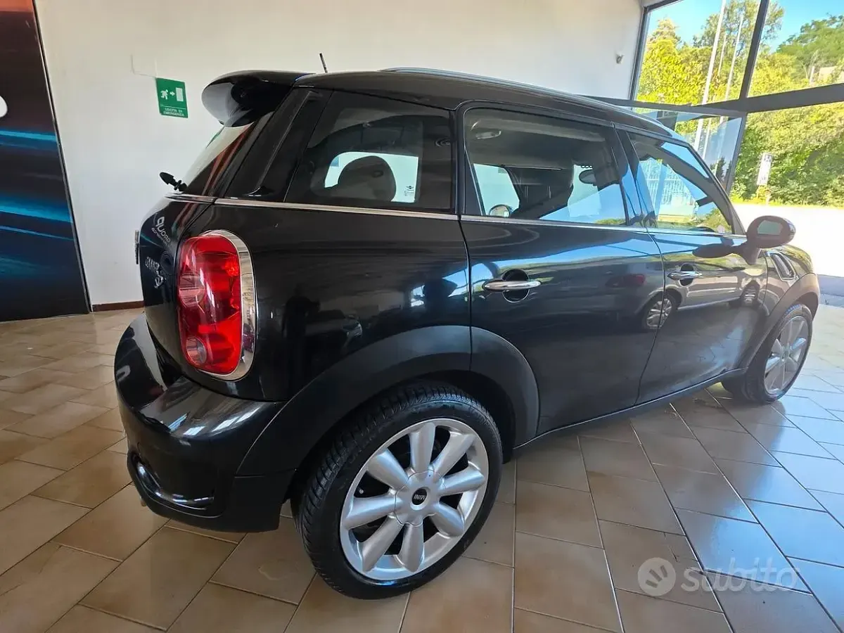 Usata Mini Cooper S Countryman 143 CV (105 kW) 2013 Nero SUV