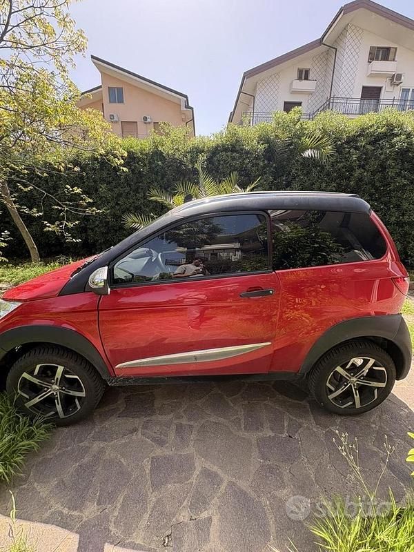 Usata Aixam Crossover Premium 2023 Rosso
