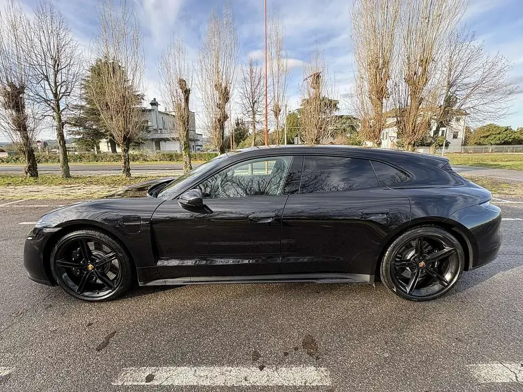 Usata Porsche Taycan Sport Turismo 141 kW (193 CV) 2023 Berlina