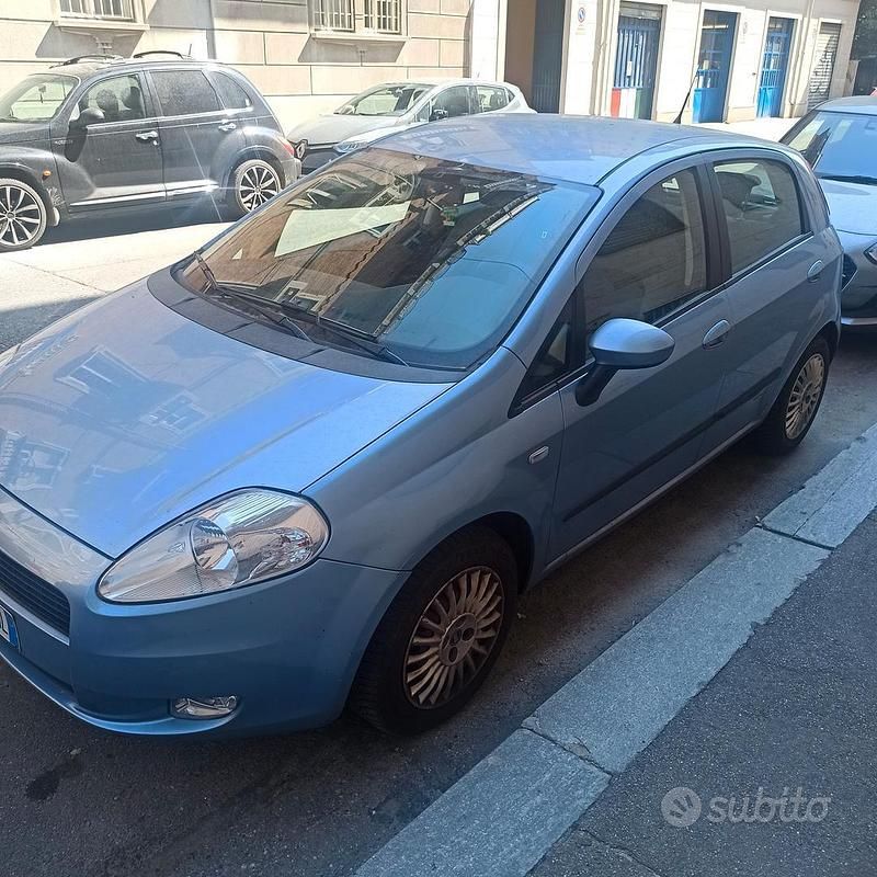 Usata Fiat Punto 80 CV (58 kW) 2007 Utilitaria