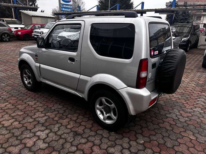 Usata Suzuki Jimny 86 CV (63 kW) 2005 Other SUV