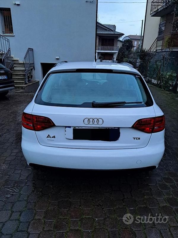 Usata Audi A4 143 CV (105 kW) 2010 Bianco Station wagon