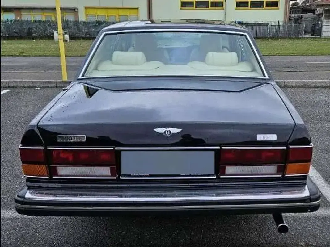 Usata Bentley Eight 241 CV (177 kW) 1989 Nero Berlina