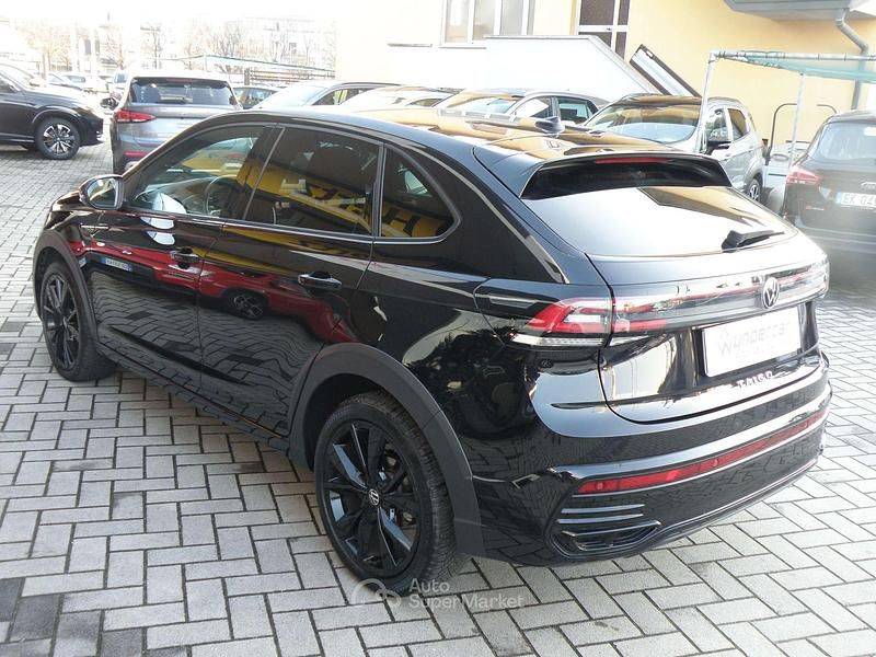 Usata VW Taigo R-line 110 CV (80 kW) 2022 Nero SUV