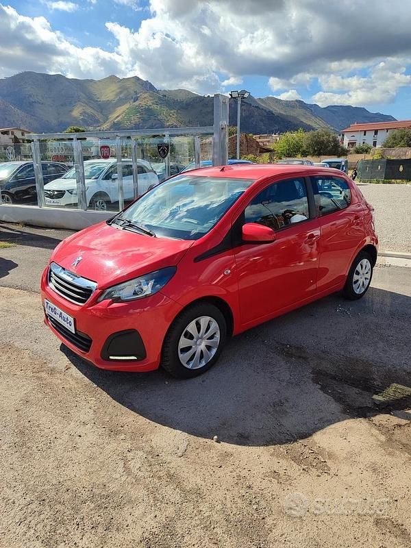Usata Peugeot 108 Active 69 CV (50 kW) 2016 Rosso Utilitaria