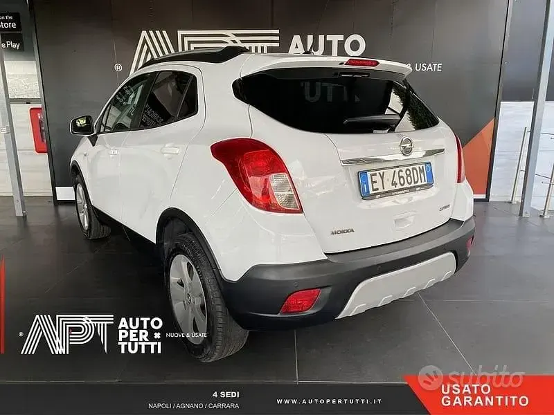 Usata Opel Mokka S 131 CV (96 kW) 2015 Bianco SUV