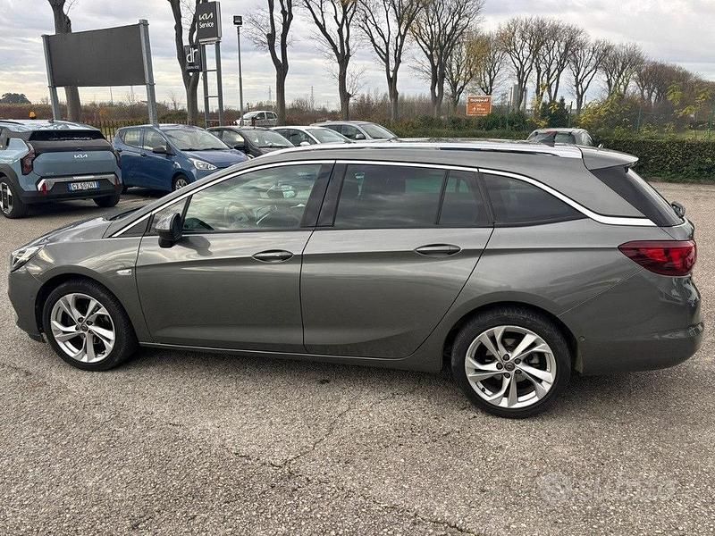 Usata Opel Astra Ultimate 122 CV (89 kW) 2020 Grigio Station wagon