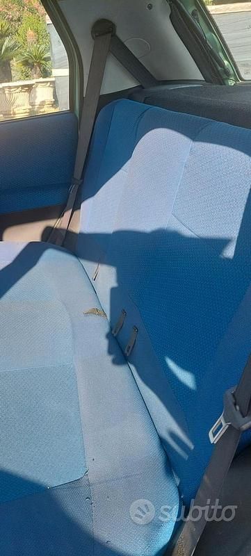 Usata Fiat Punto 60 CV (44 kW) 2002 Verde Utilitaria