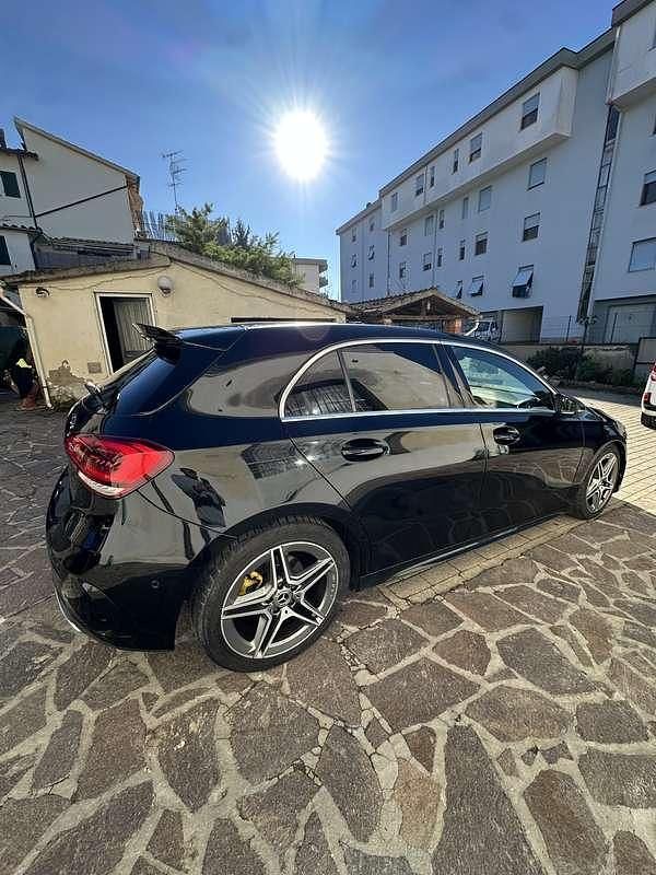 Usata Mercedes A180 Premium 116 CV (85 kW) 2018 Nero Berlina