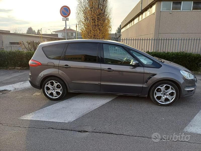 Occasion Ford S-MAX S 140 PK (102 kW) 2013 Bruin MPV