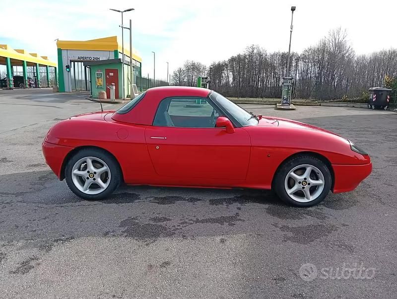 Usata Fiat Barchetta 131 CV (96 kW) 1997 Rosso Cabrio