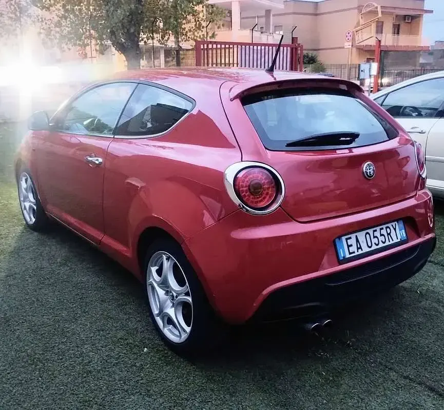 Usata Alfa Romeo MiTo Distinctive 120 CV (88 kW) 2010 Rosso Utilitaria