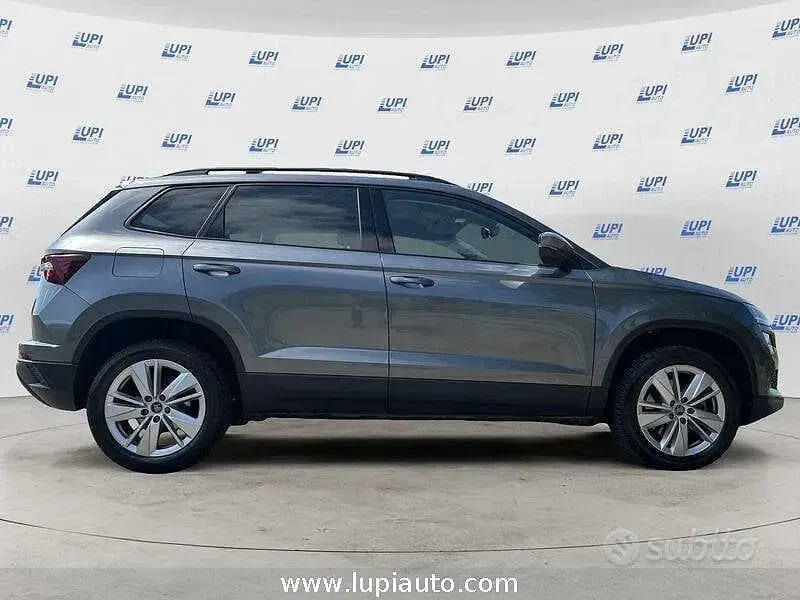 Usata Skoda Karoq Executive 150 CV (110 kW) 2025 Grigio SUV