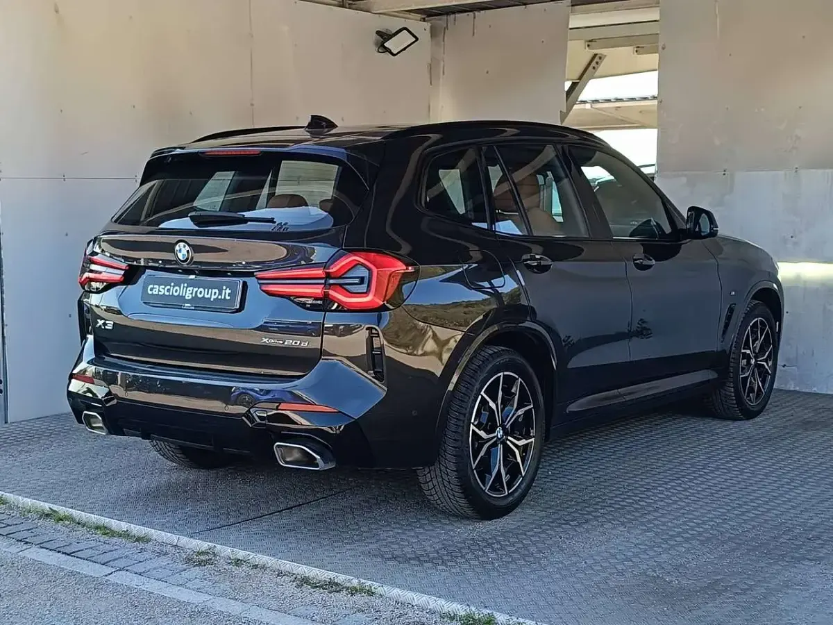 Usata BMW X3 Comfort Edition 190 CV (139 kW) 2023 Grigio SUV