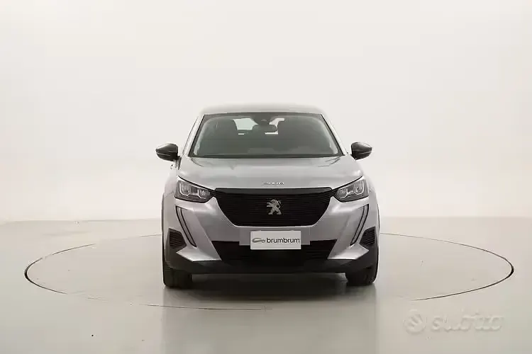 Usata Peugeot 2008 Active 131 CV (96 kW) 2021 Grigio SUV