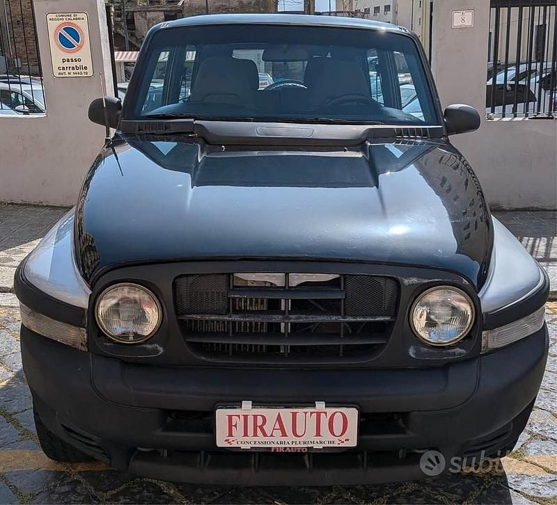 Usata SsangYong Korando 120 CV (88 kW) 2004 Grigio SUV