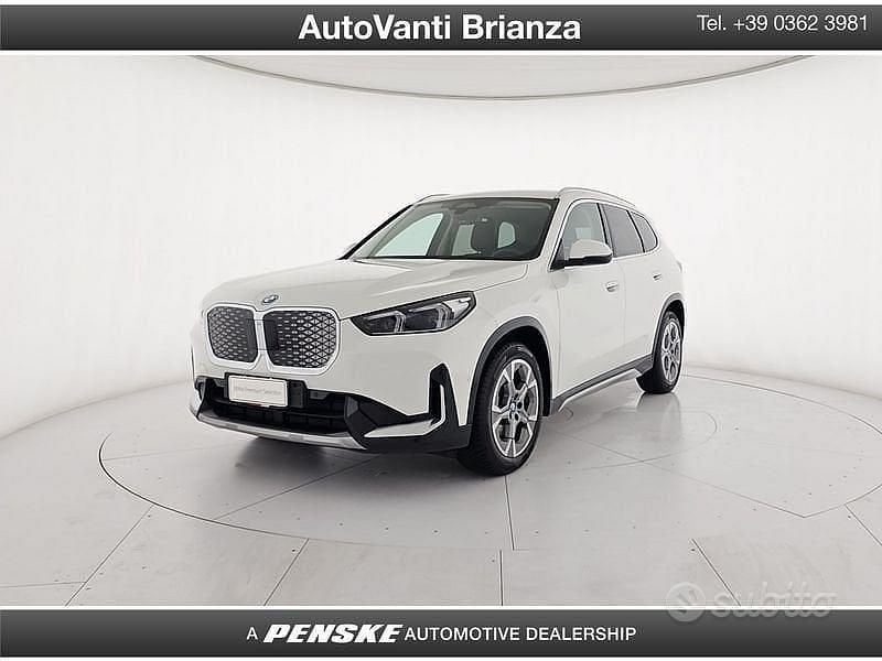 Usata BMW iX1 xLine 150 kW (204 CV) 2024 Bianco SUV