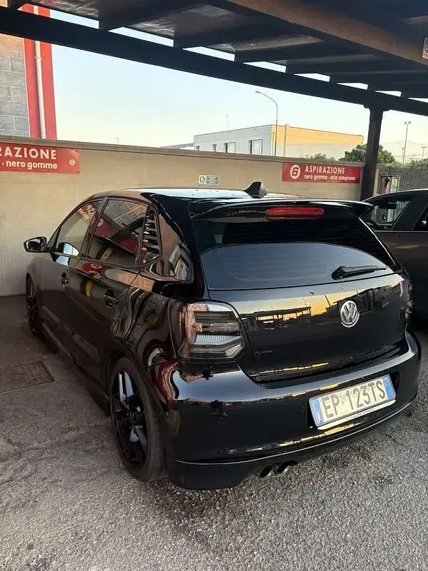 Usata VW Polo Trendline 75 CV (55 kW) 2013 Nero Utilitaria