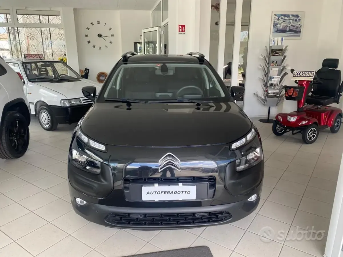 Usata Citroën C4 82 CV (60 kW) 2017 Nero Berlina