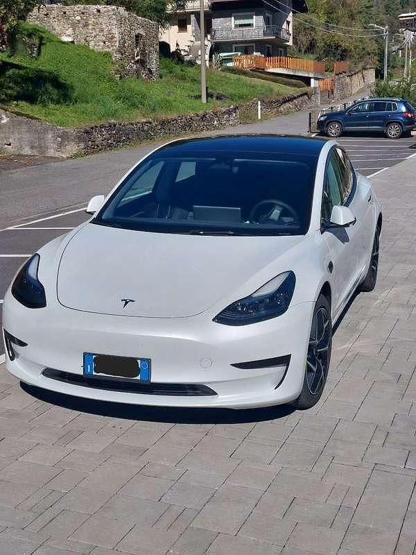Usado Tesla Model 3 Standard Range 208 kW (283 HP) 2023 Sedan