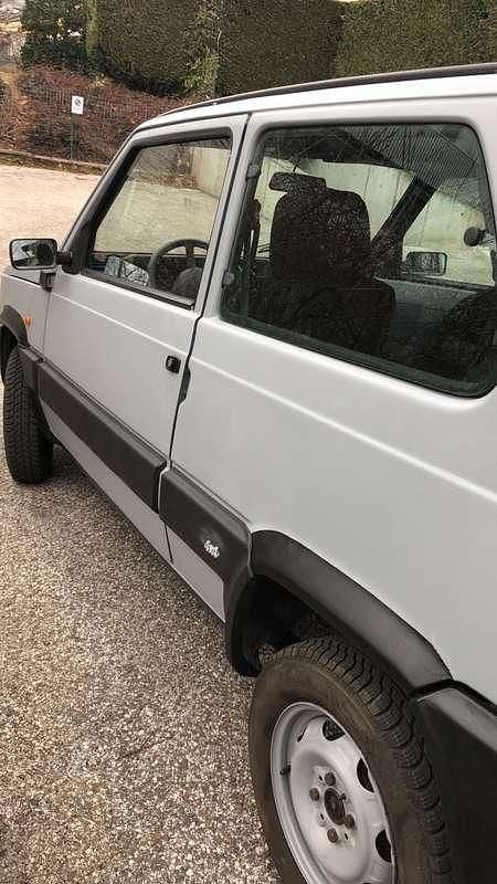 Usata Fiat Panda 4x4 Trekking 54 CV (39 kW) 2000 Utilitaria