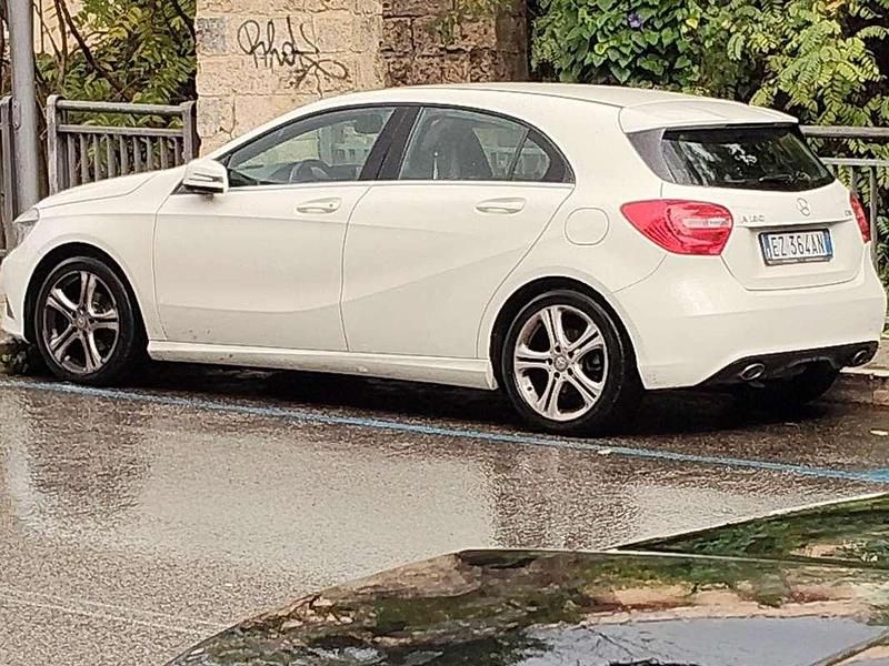 Usata Mercedes A180 Executive 109 CV (80 kW) 2015 Berlina