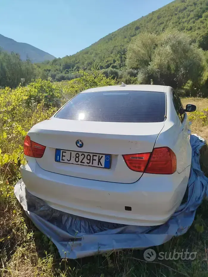 Usata BMW 316 116 CV (85 kW) 2011 Bianco Berlina