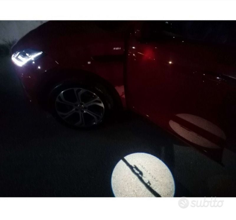 Usata Jaguar E-Pace First Edition 180 CV (132 kW) 2018 Rosso SUV