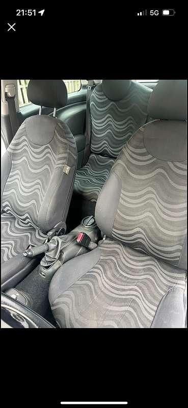 Usata Mini One D 75 CV (55 kW) 2004 Utilitaria