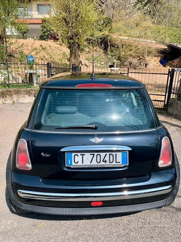 Usata Mini One D 75 CV (55 kW) 2004 Nero Utilitaria